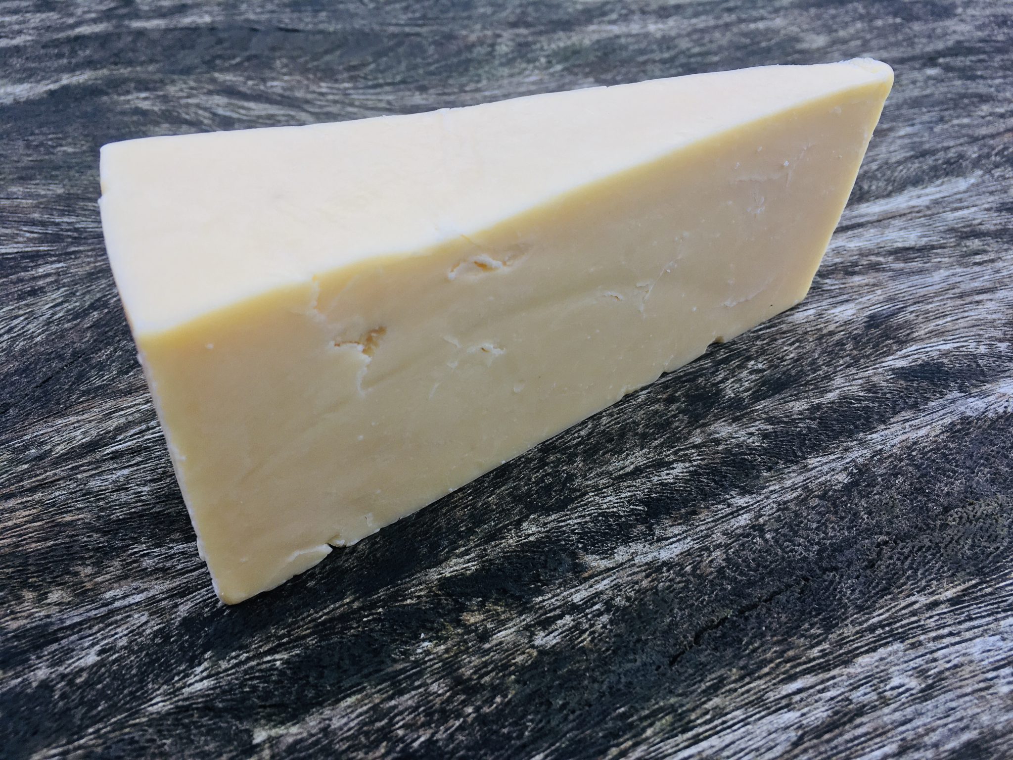 Keen's Extra Mature Farmhouse Cheddar Cheese Cheese Etc. The Pangbourne Cheese Shop Reading
