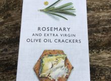 rosemary-and-extra-virgin-olive-oil-crackers